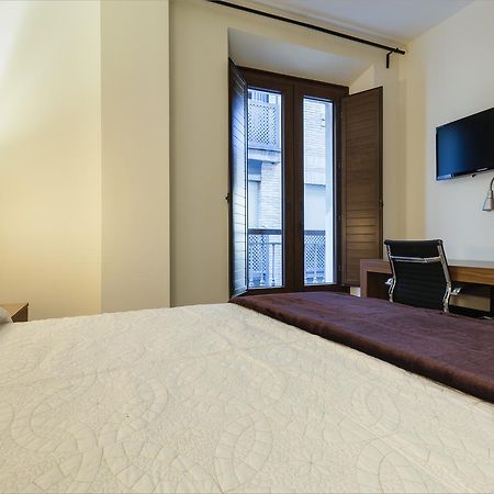 Hostal Arriola Granada Eksteriør bilde