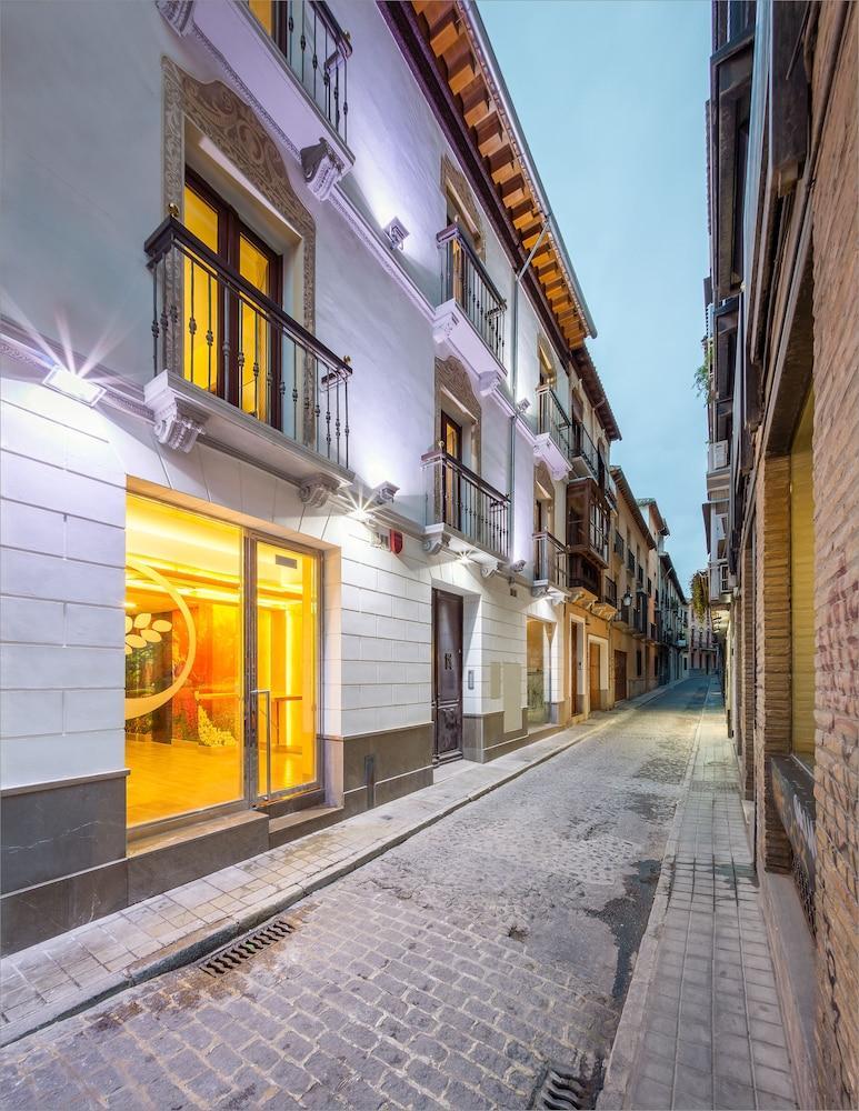 Hostal Arriola Granada Eksteriør bilde