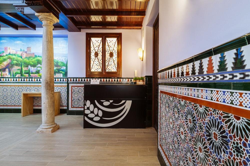 Hostal Arriola Granada Eksteriør bilde