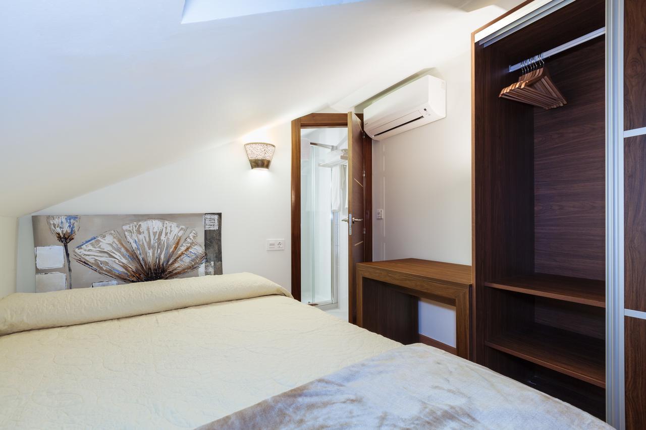 Hostal Arriola Granada Eksteriør bilde