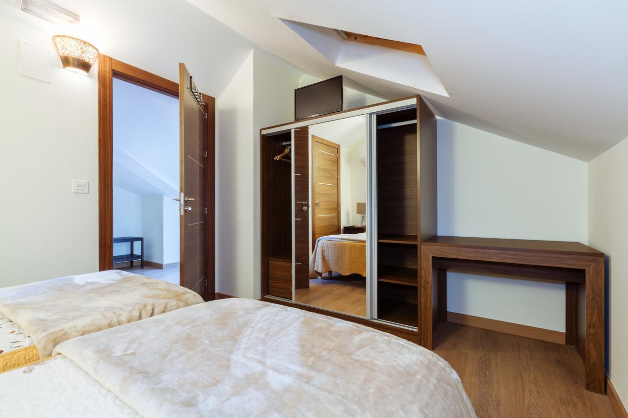 Hostal Arriola Granada Eksteriør bilde