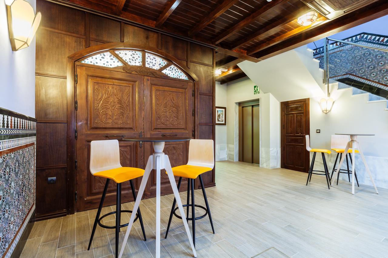 Hostal Arriola Granada Eksteriør bilde