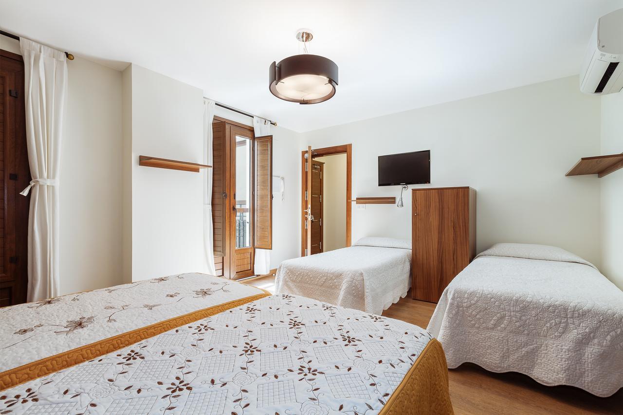 Hostal Arriola Granada Eksteriør bilde